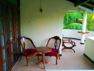 Tony Guest House