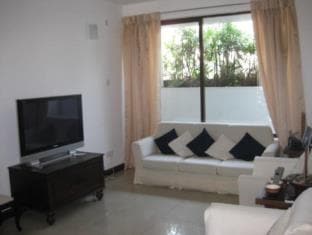 Fingate Apartment