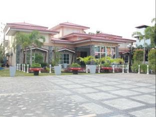 Capital O 229 Jkab Park Hotel