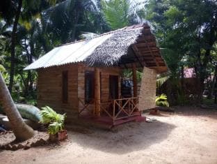 Negombo Beach Cabana 7 Bed & Breakfast