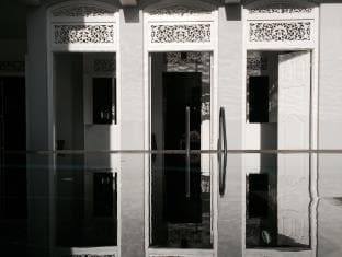 Eight The Residence Ambalangoda