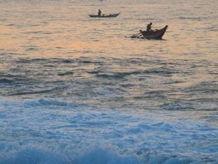 Shehani Beach Bungalow