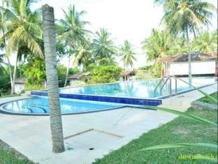 Darwins Beach Resort- Tangalle
