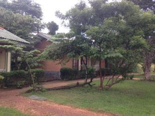 Boulder Range Resort Dambulla