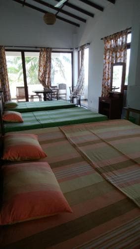 Long Beach Guest House