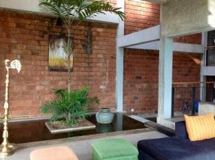 Isimbu Holiday Home