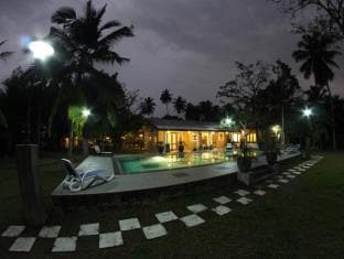 Villa Velmarie & Ayurveda Resort