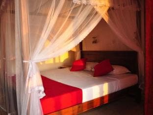 Sunset Fort Hotel