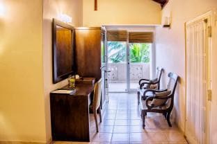 Cloud Nine Luxury Beach Villa Hikkaduwa