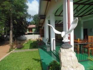 White Eagle Hotel