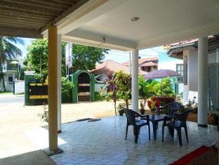 Lion Inn Guest House