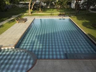Blue Turtle Hotel