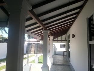 Ruth Villa Negombo