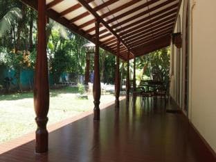 Manik Villa