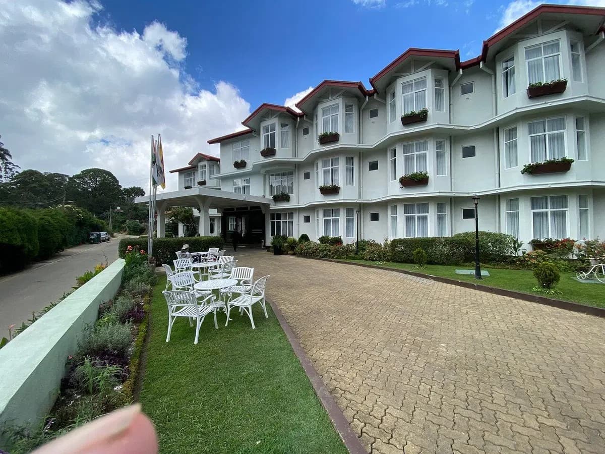 Hotel oasis park