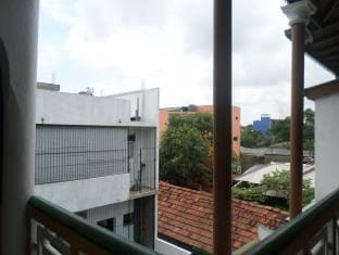 Sasanda Hotel