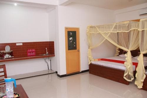 A One Calm Palace