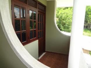 Tranquil Hills - Home Stay