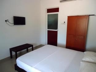 The Rock Hotel