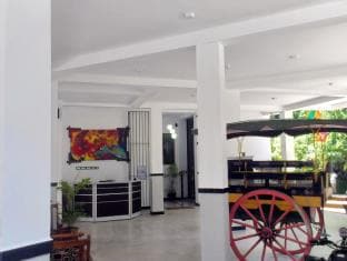 Eagles Residence