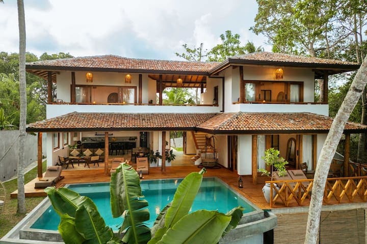 Villa Jungle