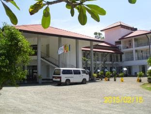 Grindlays Regency Hotel