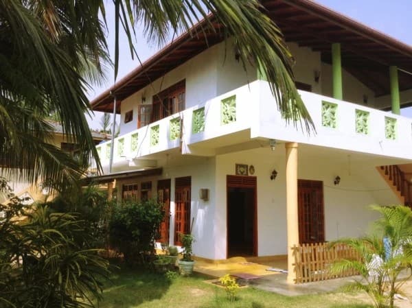 Dinuliya Guest House