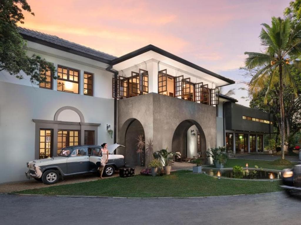 New Hotel Elephant Park