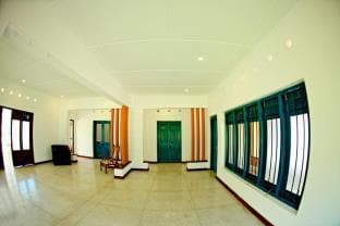 Hill4 Residence