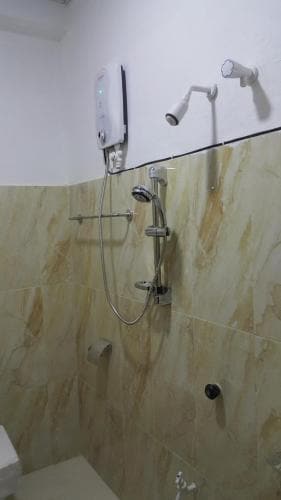 City Capital Hostel