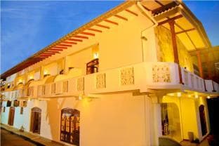 PRINCE VILLA