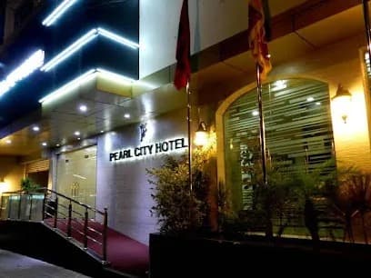 Pearl City Hotel