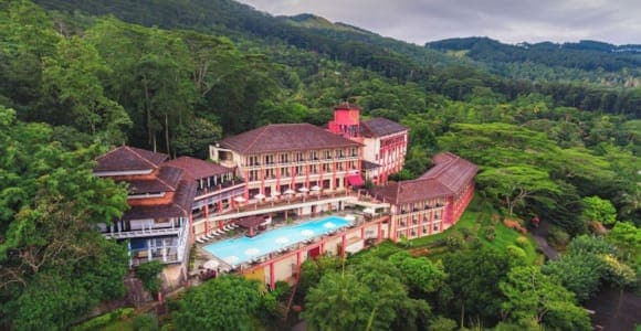 Snow Mirage Hotel