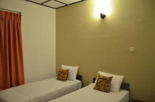 ROEL REST