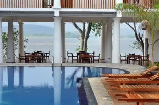 Oga reach hotel