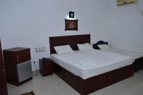Jade Way Hotel & Resort