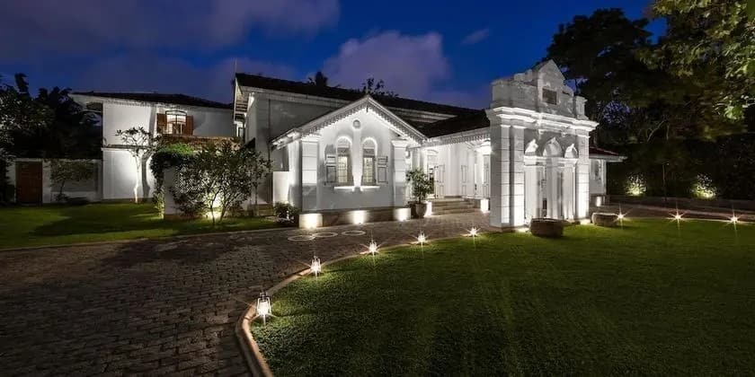 The Mirror Mansion