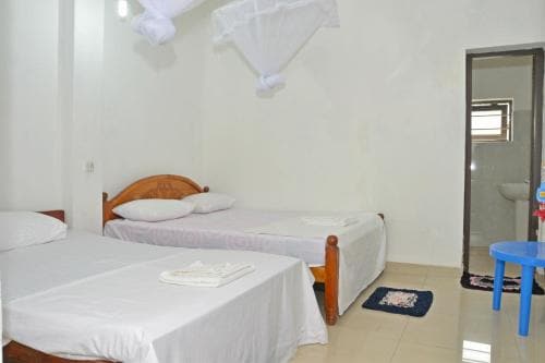 Travellers Hostel