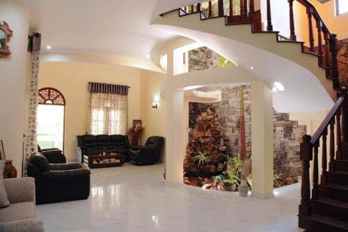 Mango Villa