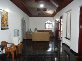 Queen Bee Guest House