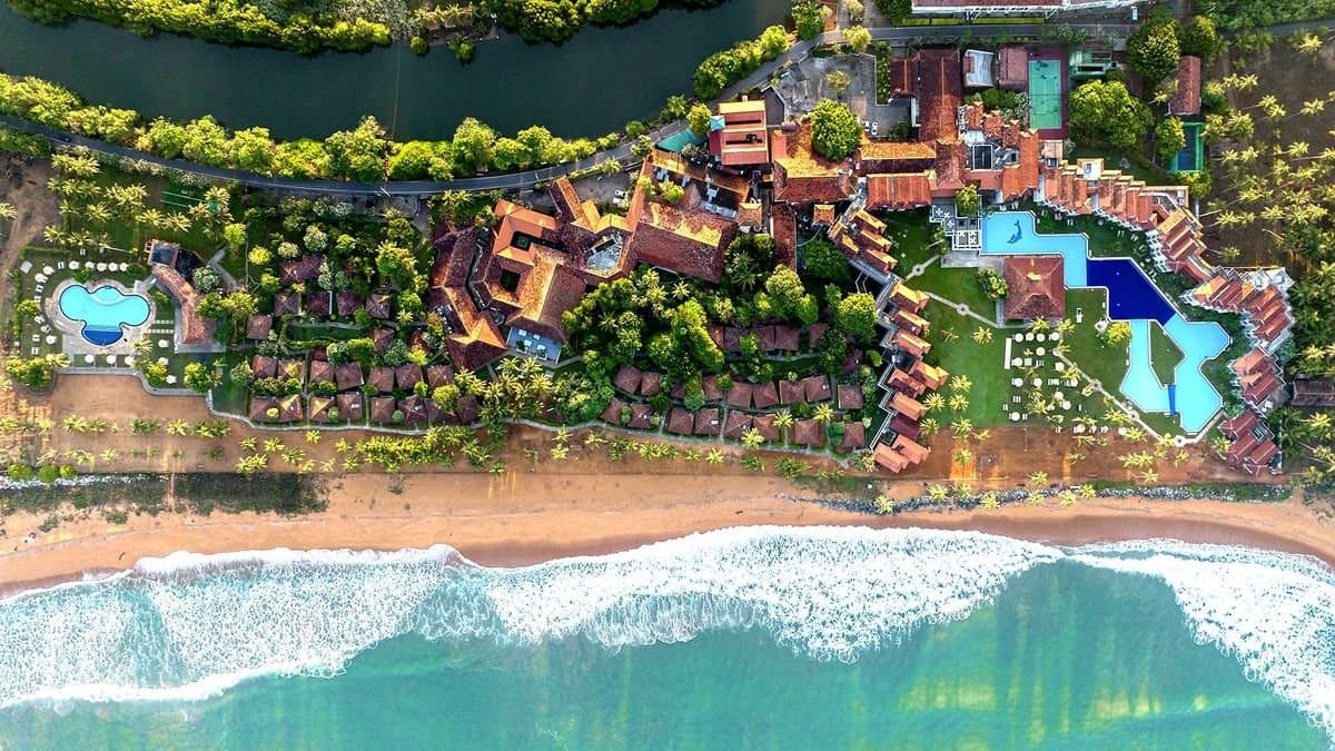 GREEN FLAMINGO RESORT