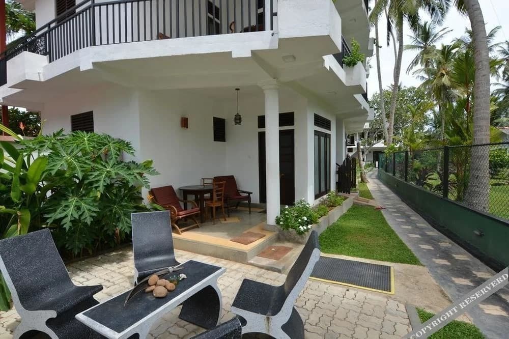 Vista Rooms Dewalaya Road 1