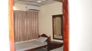 New Pawana Hotel