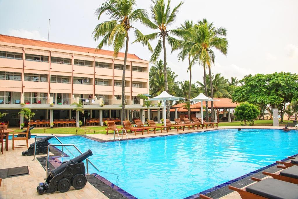 Airport Resort