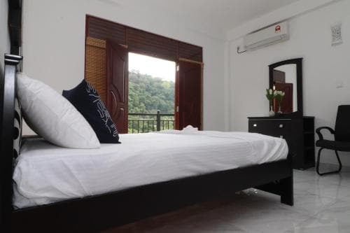 Slightly Chilled Forest Villa