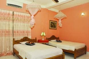 Ajith's Rooms with Safari Jeep