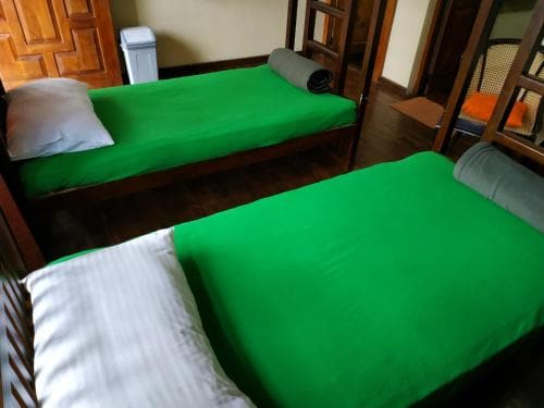 Comfort Inn & Hostel
