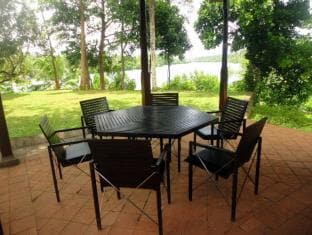 3 Bedroom Luxury Villa with Pool at Koggala Lake