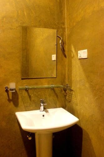Royal Phoenix Boutique Hotel