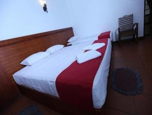 Kandy Regal Lake View Hotel